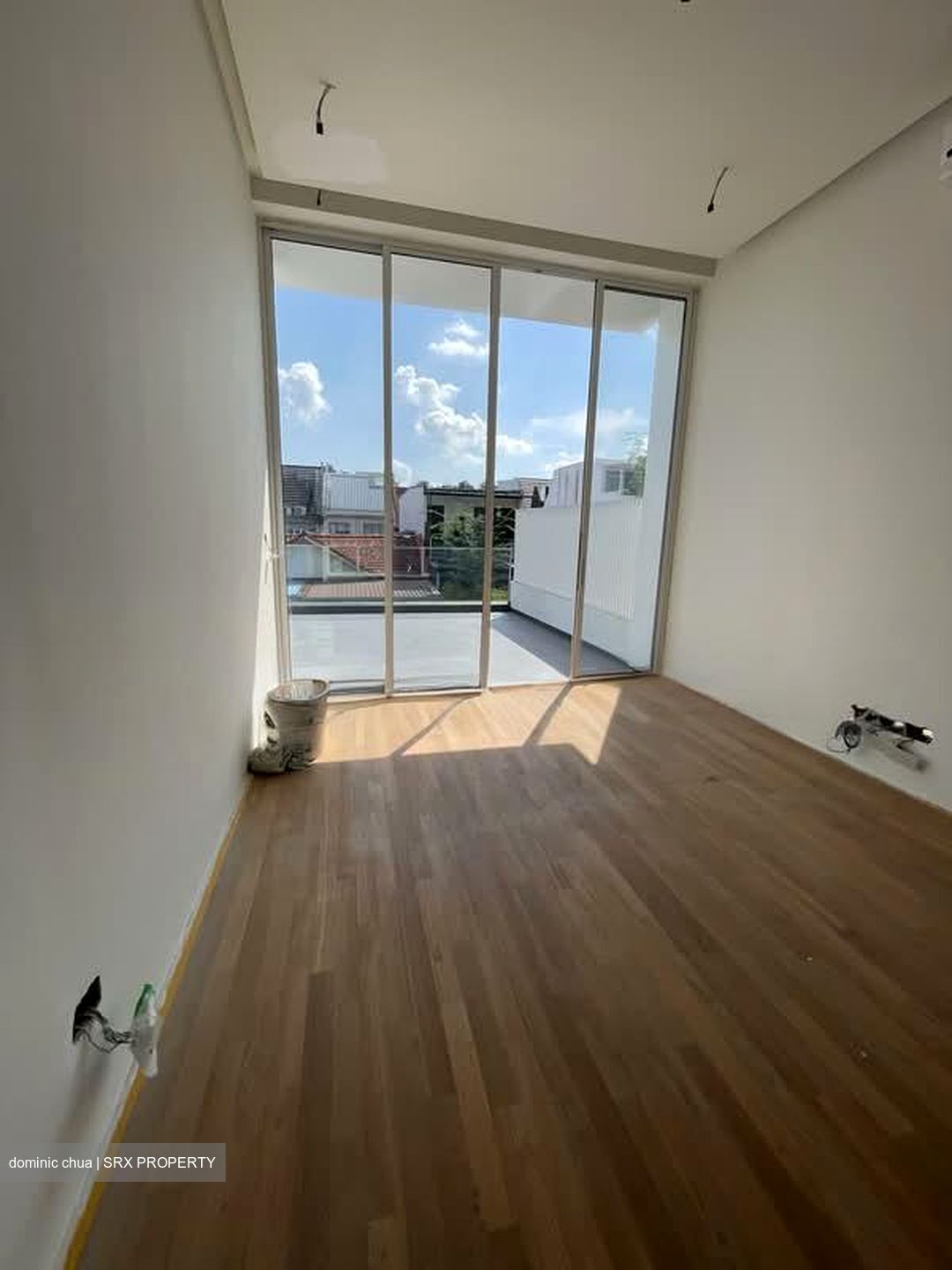 Sembawang Hills Estate (D20), Terrace #587636641